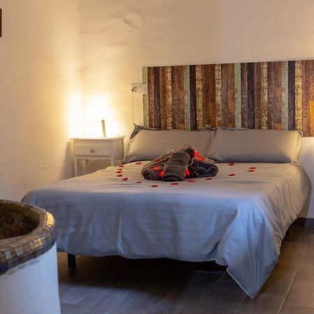 Fortress Jacuzzi Suites Xàtiva Extérieur photo