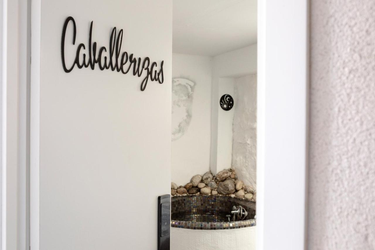 Fortress Jacuzzi Suites Xàtiva Extérieur photo