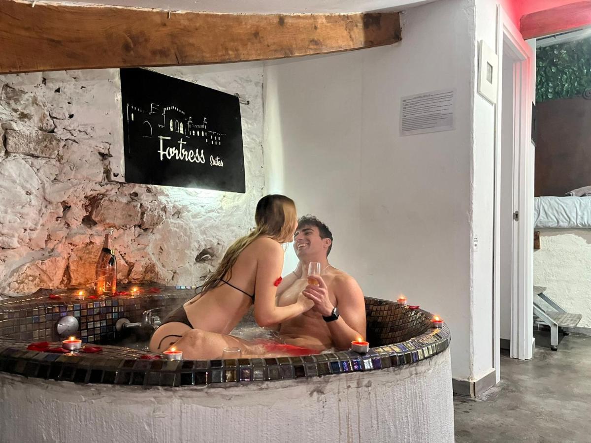 Fortress Jacuzzi Suites Xàtiva Extérieur photo