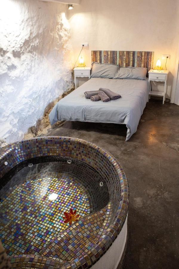 Fortress Jacuzzi Suites Xàtiva Extérieur photo