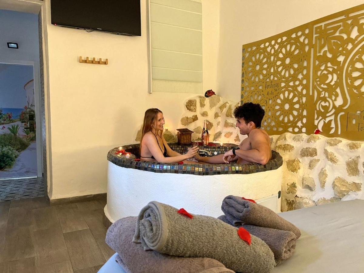 Fortress Jacuzzi Suites Xàtiva Extérieur photo