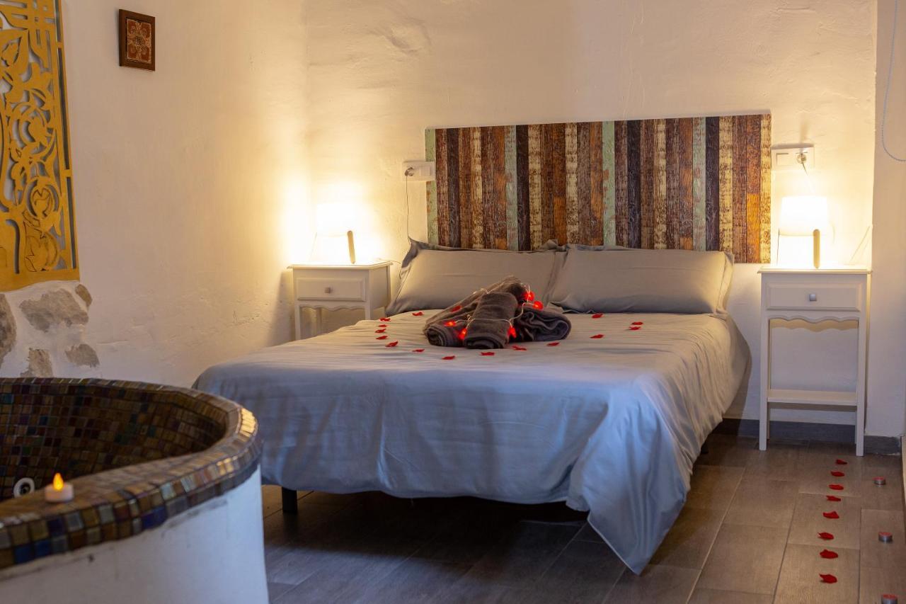 Fortress Jacuzzi Suites Xàtiva Extérieur photo