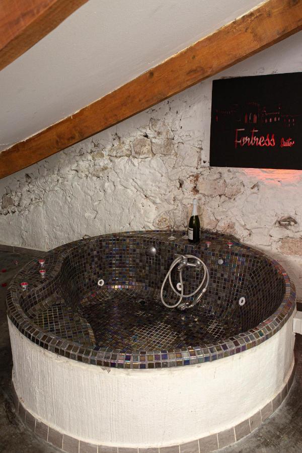 Fortress Jacuzzi Suites Xàtiva Extérieur photo