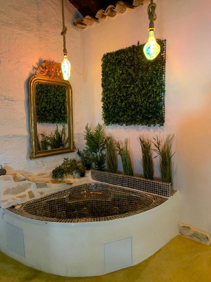 Fortress Jacuzzi Suites Xàtiva Extérieur photo