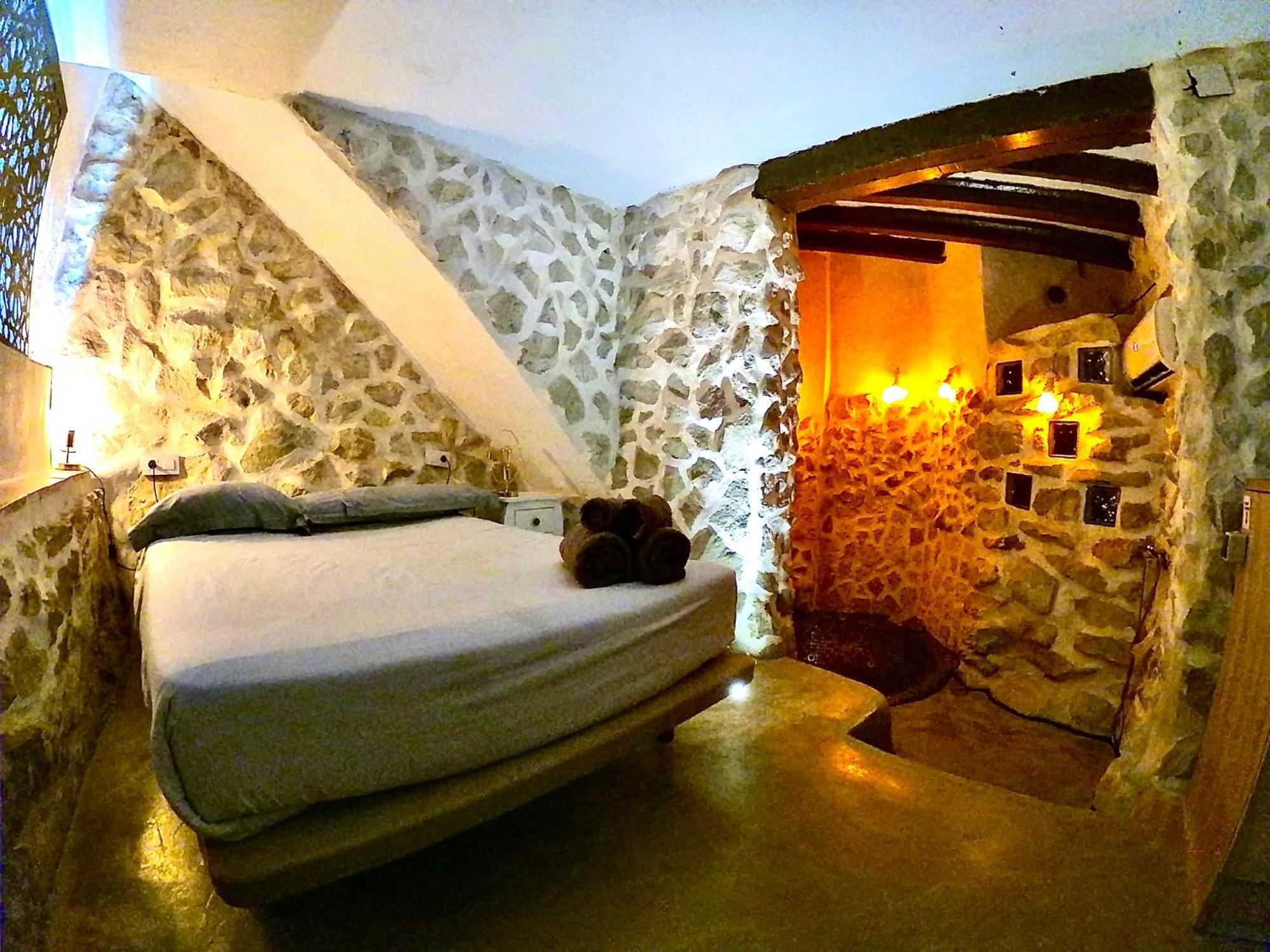 Fortress Jacuzzi Suites Xàtiva Extérieur photo